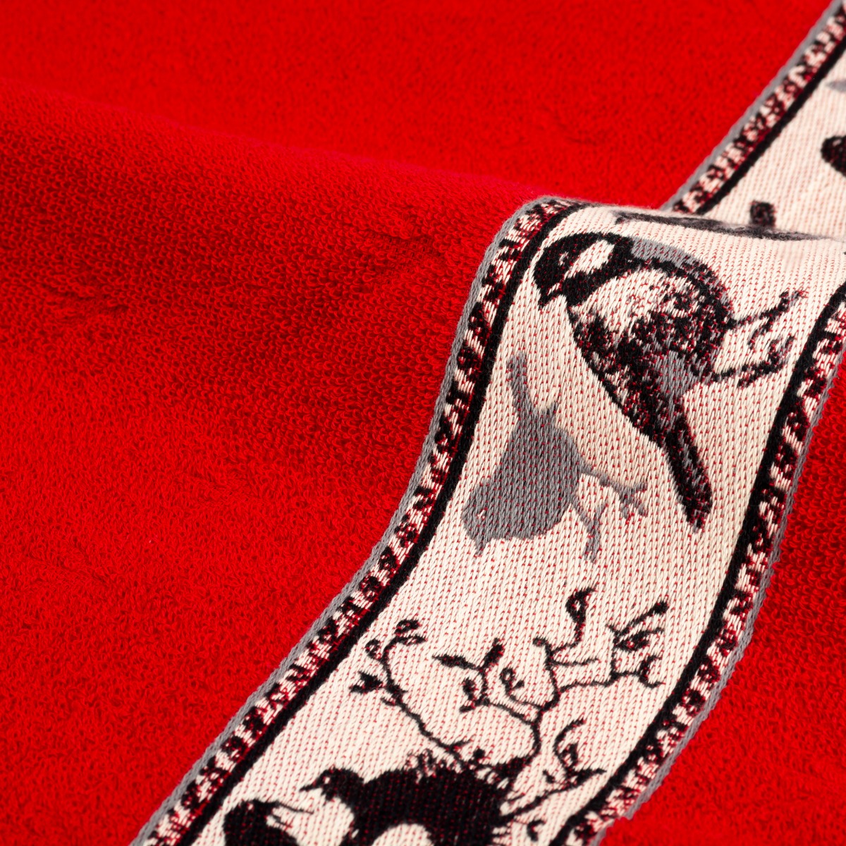 Bunzlau Castle Keukendoek Birds Red