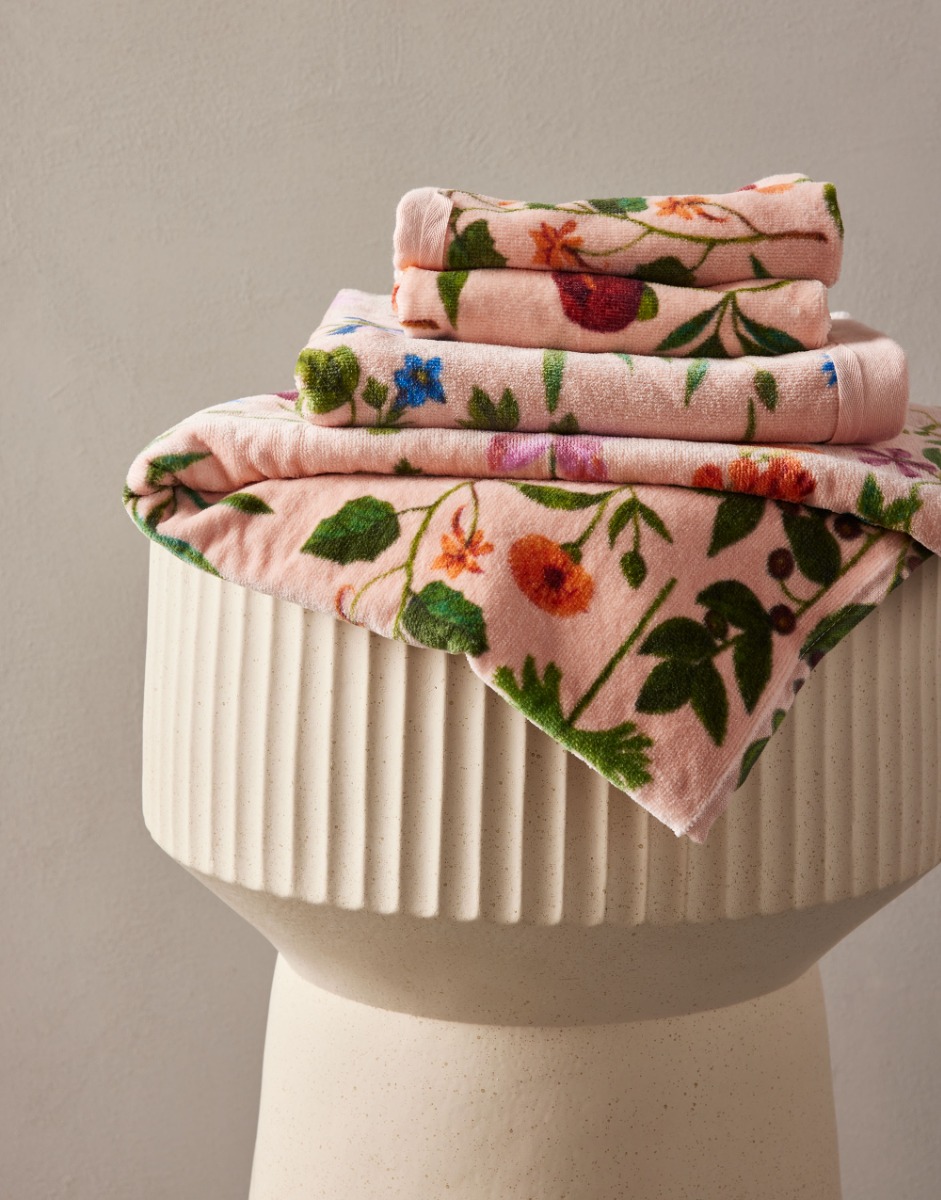Essenza Badgoed Marigold Evening Rose