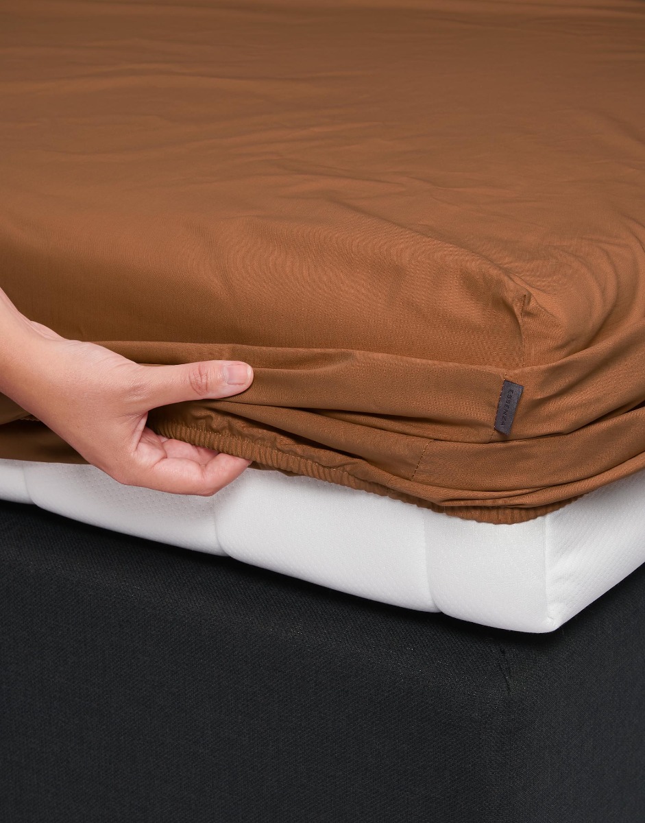 Essenza Hoeslaken 300 count Satijn Minte Leather Brown