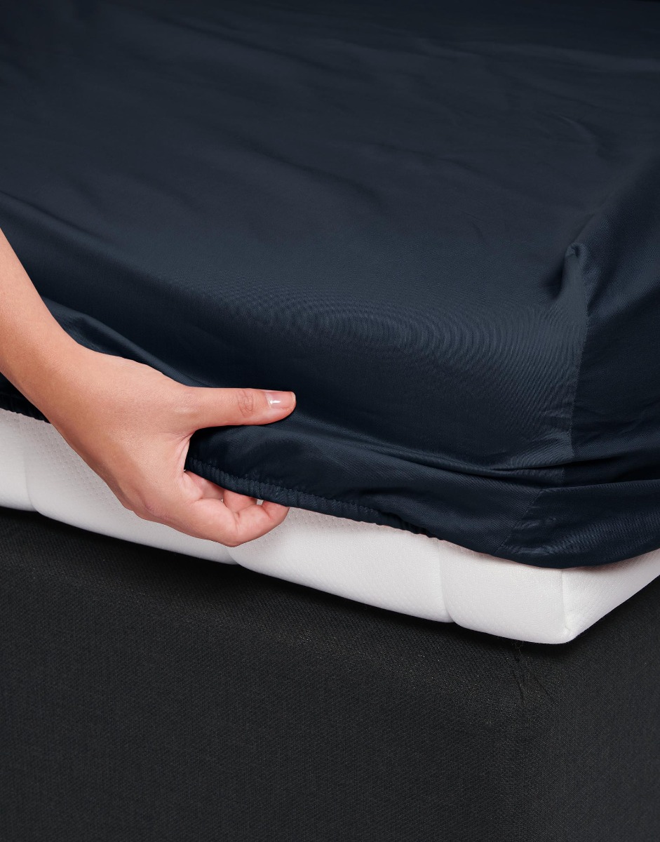 Essenza Hoeslaken Satijn Nightblue