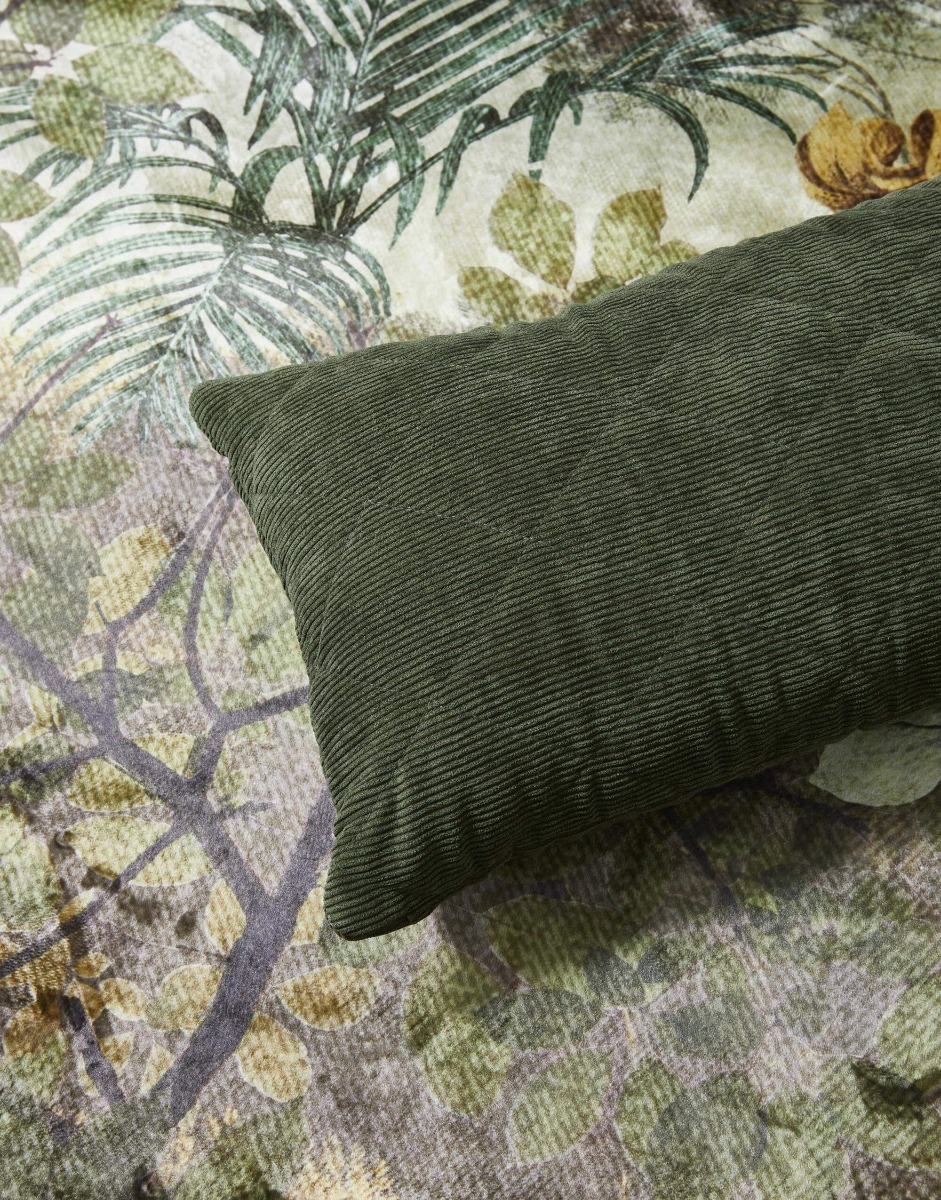 Essenza Sierkussen Billie Dark Green 30x50