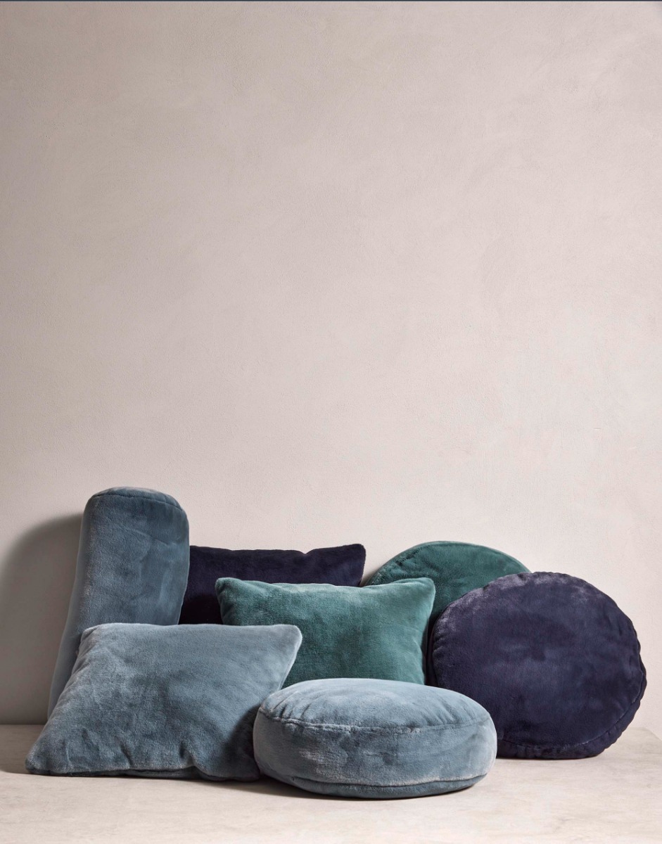 Essenza Sierkussen Mads Furry Nightblue
