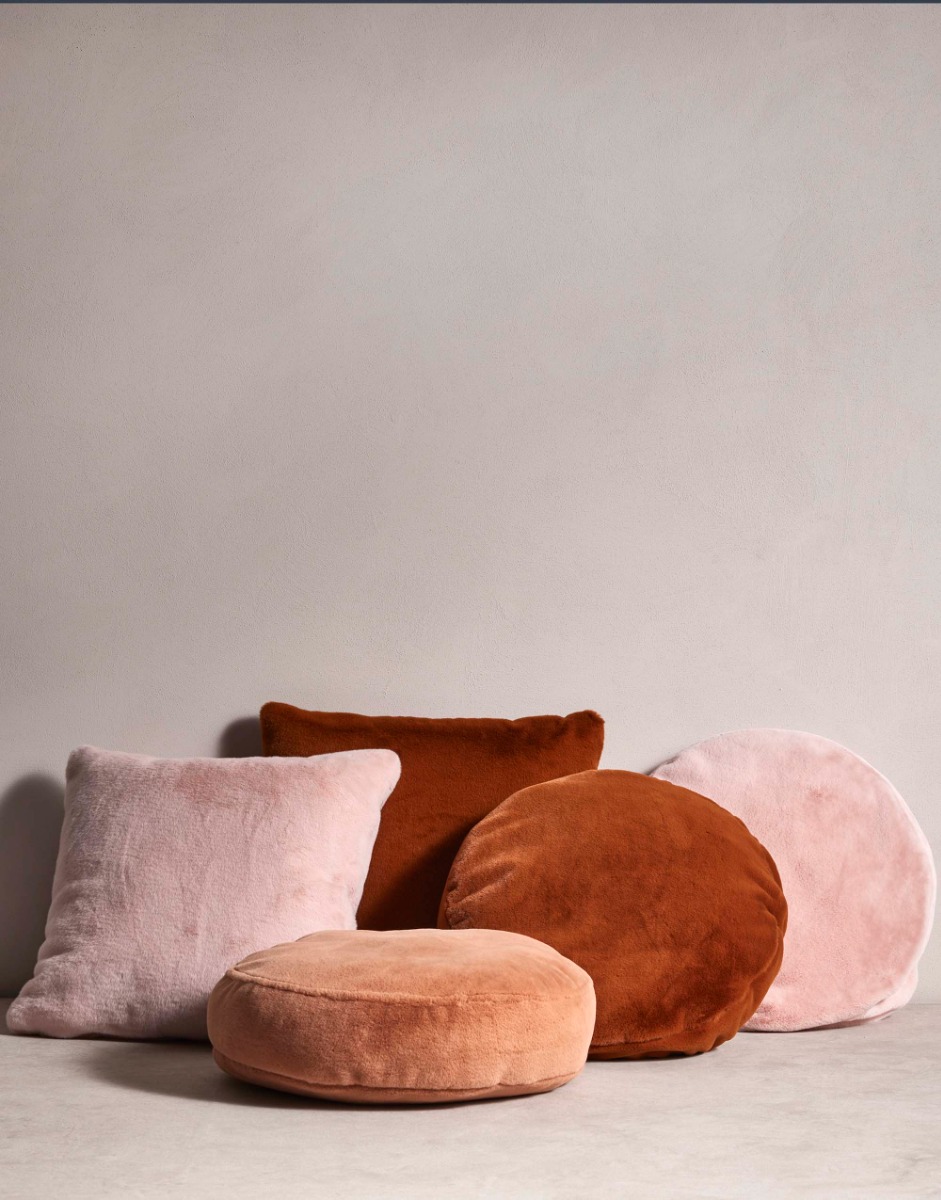Essenza Sierkussen Mads Furry Rose