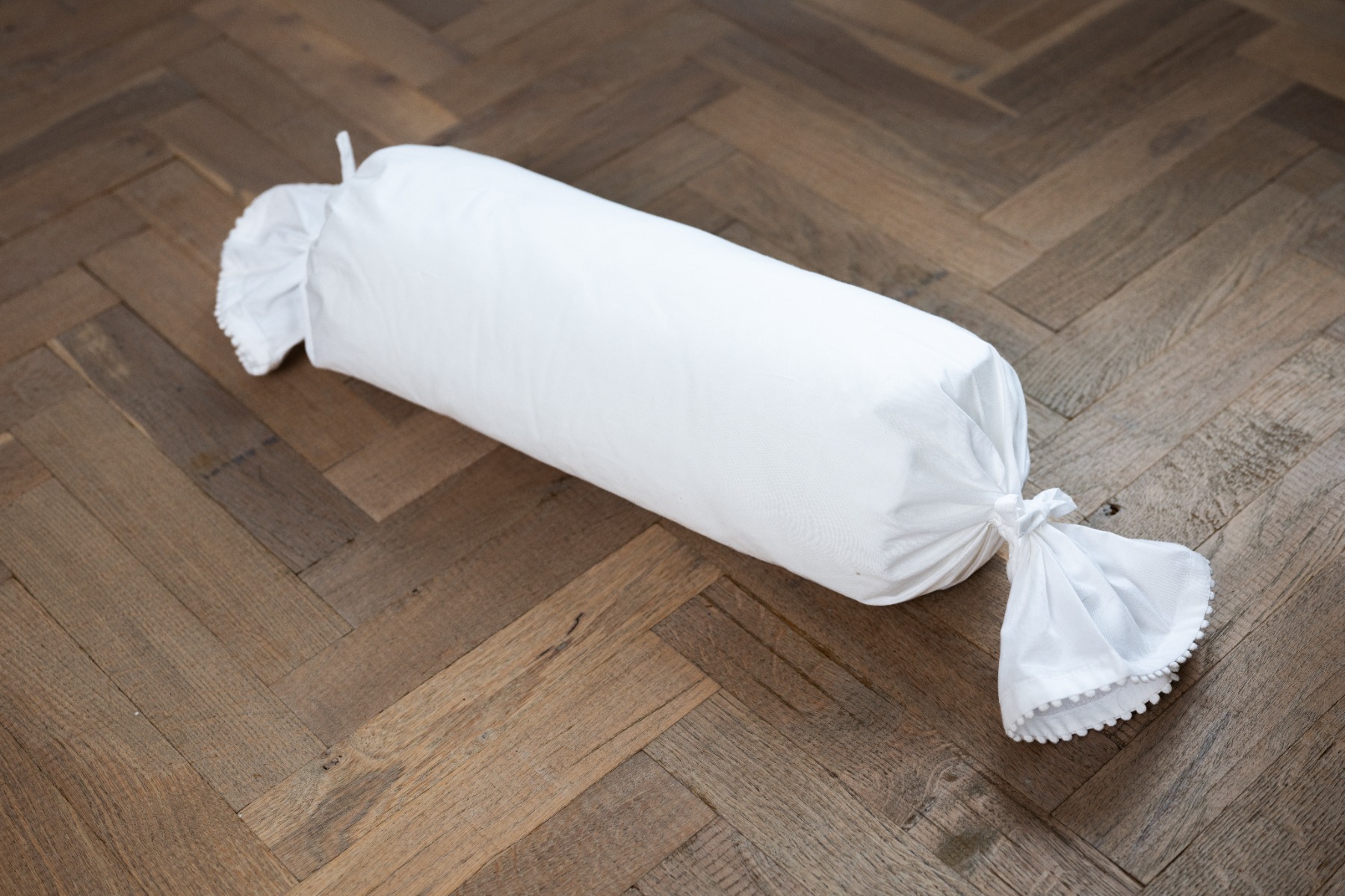 Linolux Nekrolsloop Pompom White 15x40