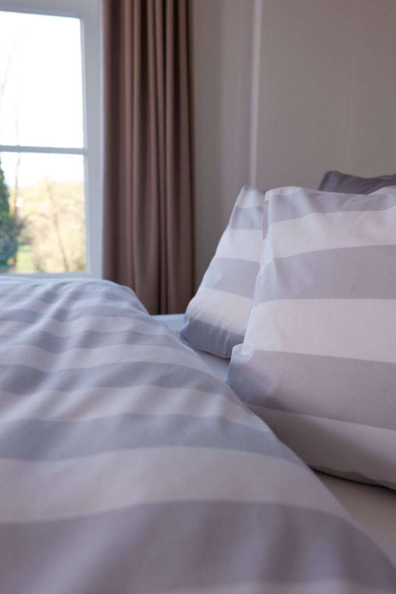 Livello Kussensloop Beach Stripe Grey 60x70
