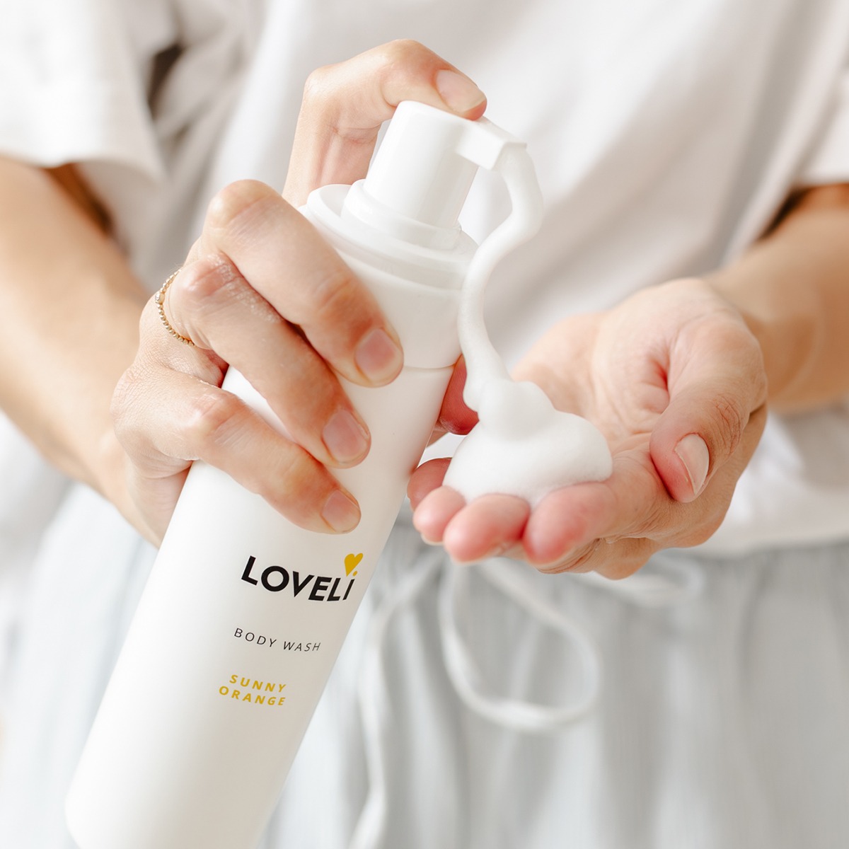 Loveli Body Wash Sunny Orange 200ml