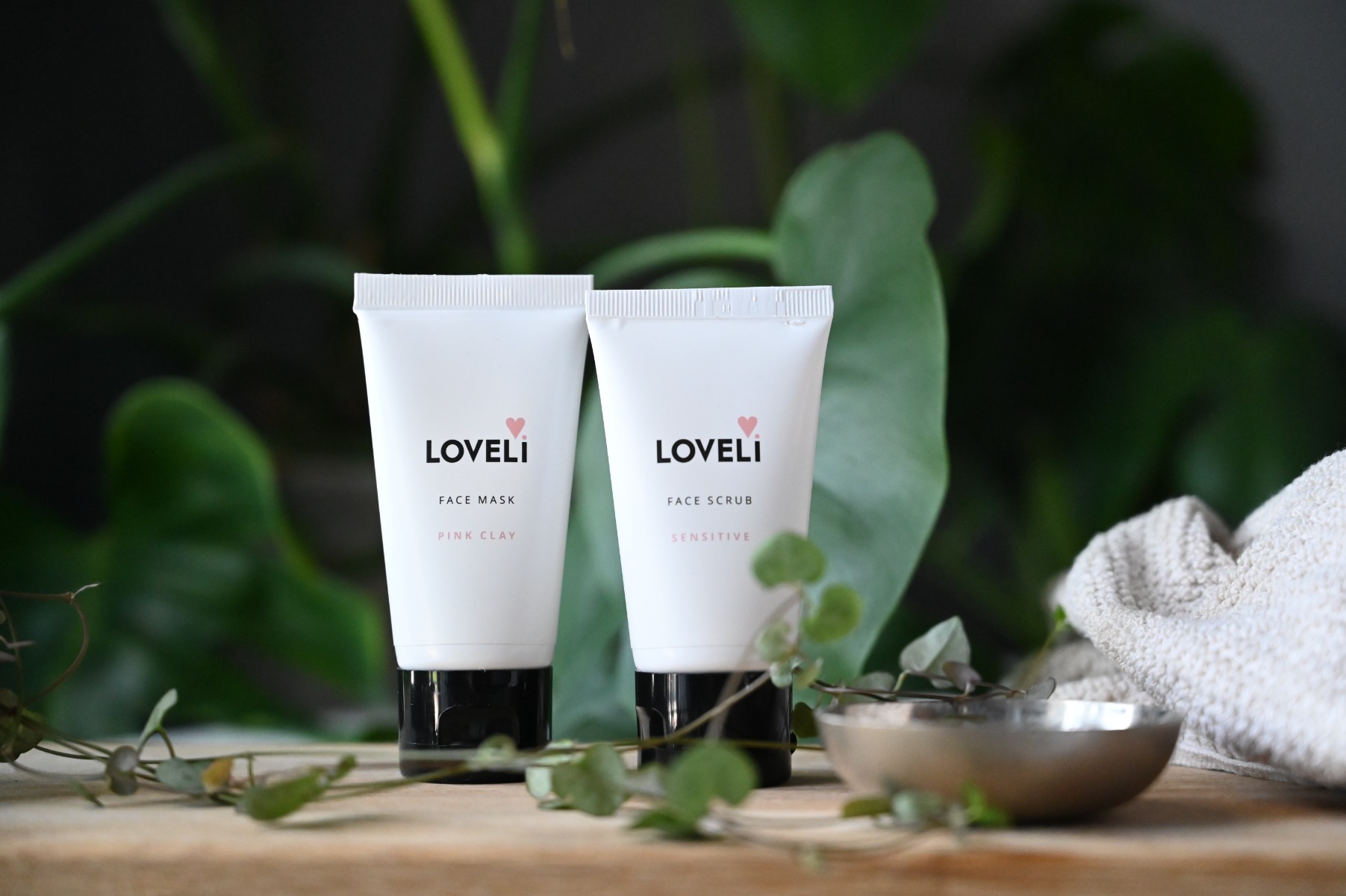 Loveli Face Scrub Sensitive 50ml