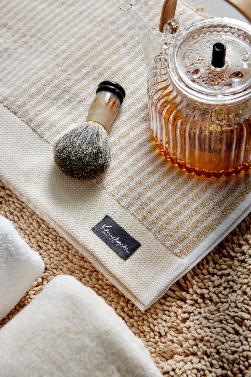 Vandyck Home Petit Ligne Bleached Sand