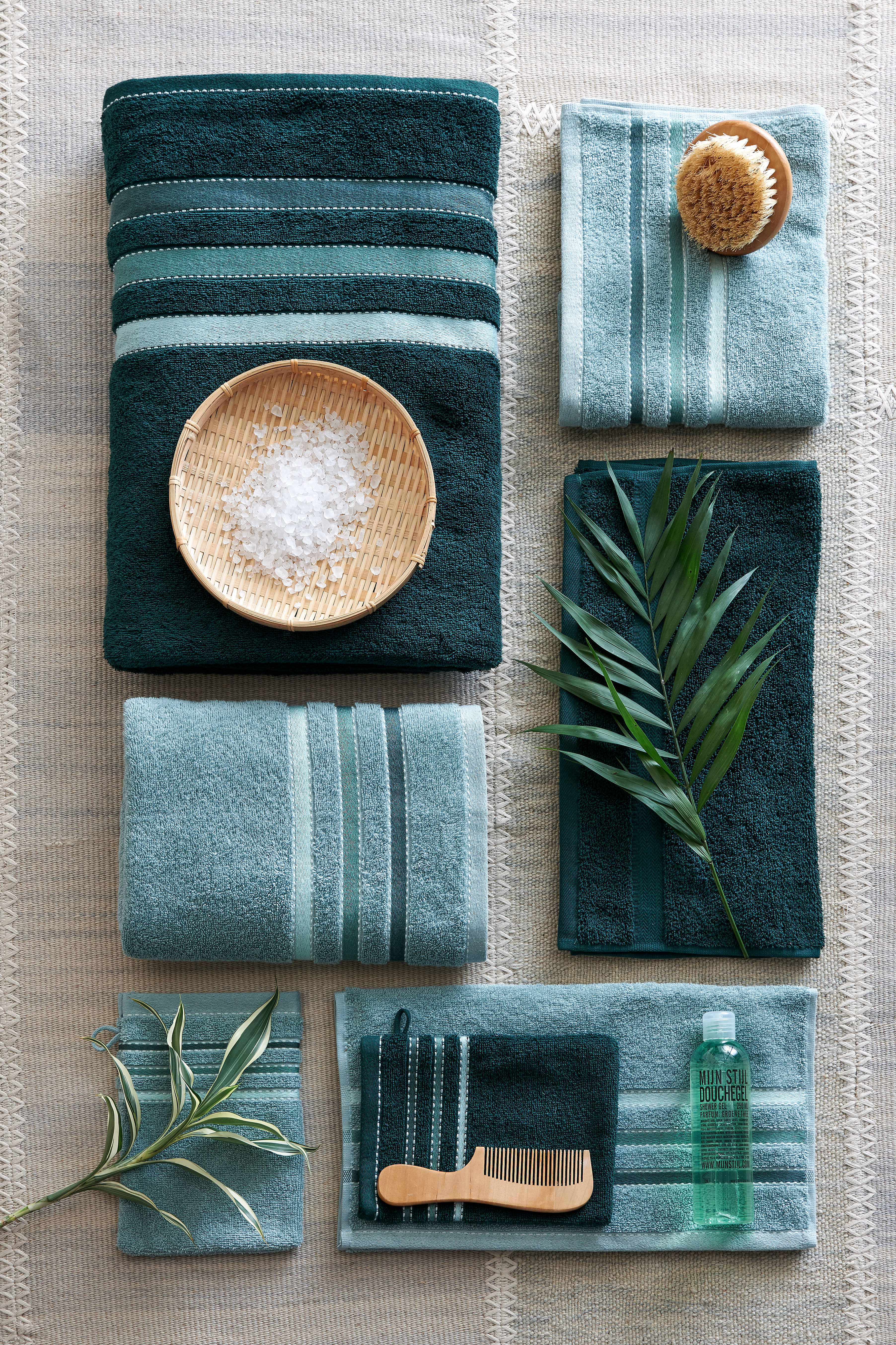 Vandyck Prestige Plain Dark Green